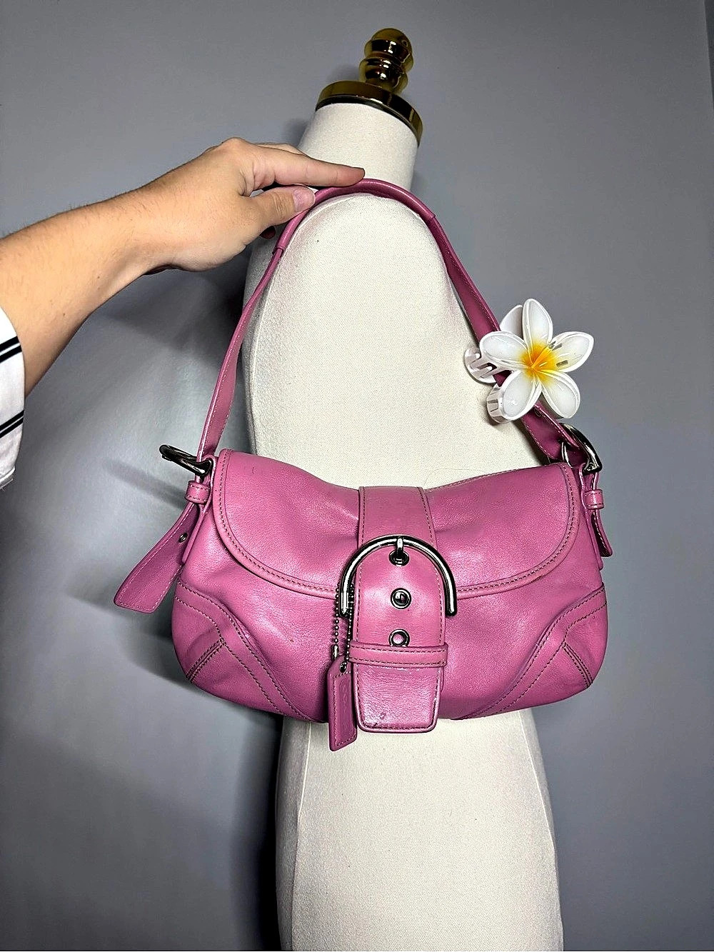 Coach Vintage Soho Flap Buckle Shoulder Bag Pink Leather